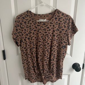 Abercrombie & Fitch tee